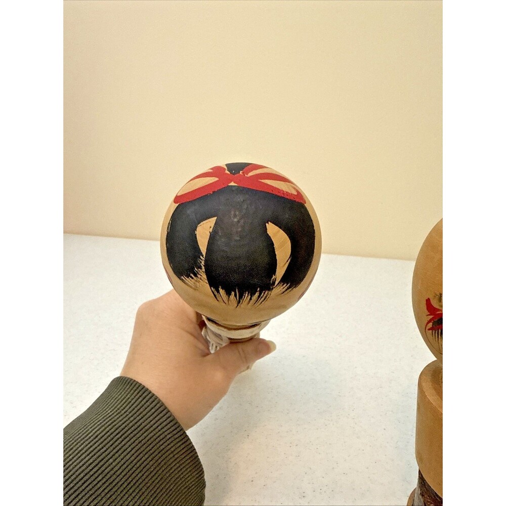 Vtg RARE Kokeshi Dolls Japanese Wood Handpainted Engraved Artist - Picture 13 of 16